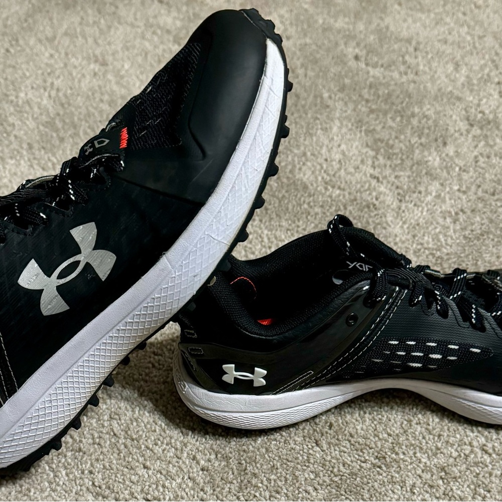 Under Armour Baseball Men's Yard Low MT Cleats Size: 6 NEARLY NEW